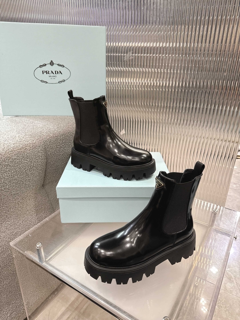 Pra*a boots